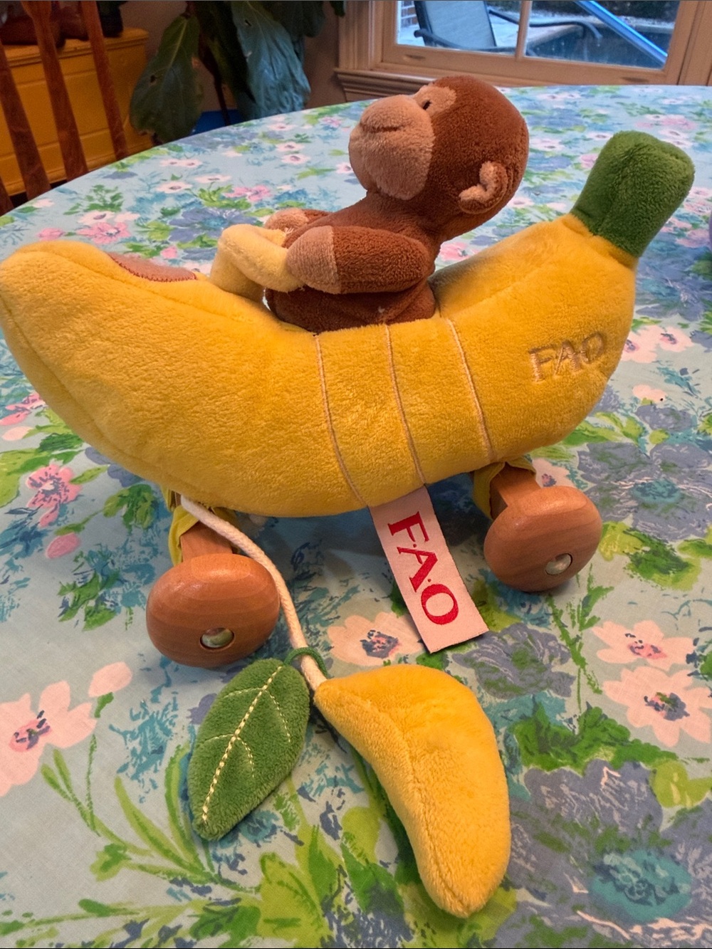 FAO Schwarz Yellow Banana Pull Toy with Brown Plush Monkey